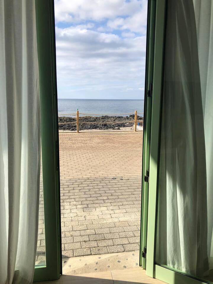 Casa Anclada En La Santa- 4 Apartamentos Frente Al Mar- 1ª Linea Solarium Barbacoa الغرفة الصورة